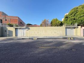 Casa Comercial