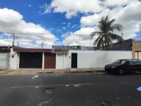 Casa Comercial