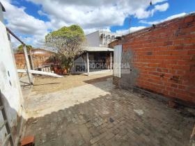Casa Comercial