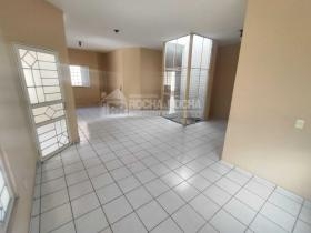 Casa Residencial/Comercial