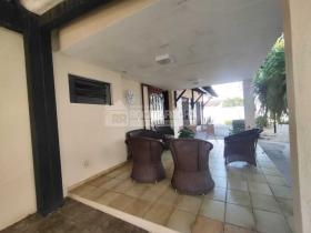 Casa Residencial/Comercial