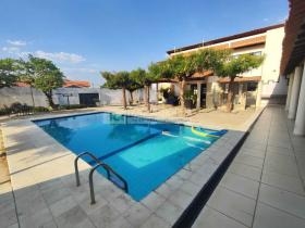 Casa Residencial/Comercial