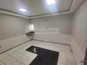 Rua Areolino de Abreu