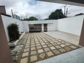 Casa Comercial