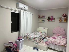 CASA NO CONDOMINO PARNAIBA RESIDENCE