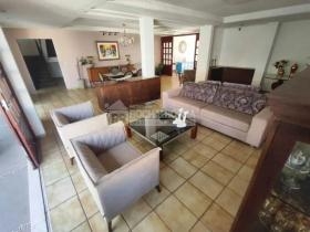 Casa Residencial/Comercial