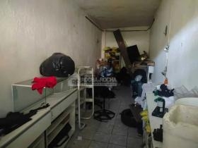 R. Ivan Tito de Oliveira