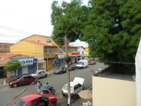 AVENIDA DEZENOVE DE OUTUBRO