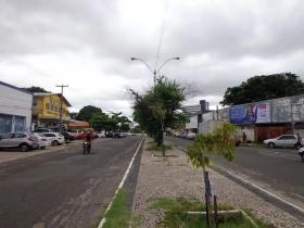 AVENIDA LEONIDAS MELO