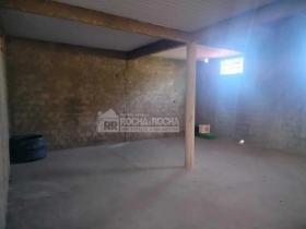 R. Ivan Tito de Oliveira