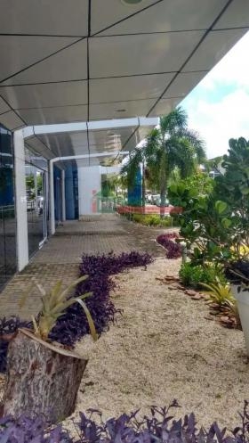 Ed. Manhattan River Center