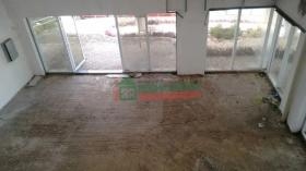 Ed. Manhattan River Center