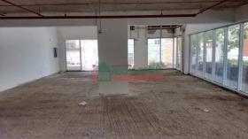 Ed. Manhattan River Center