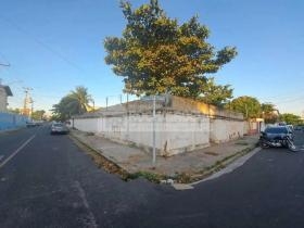 Casa Comercial/ Residencial