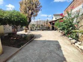 Casa Residencial/Comercial