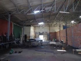 AV BARAO DE CASTELO BRANCO, 990/A