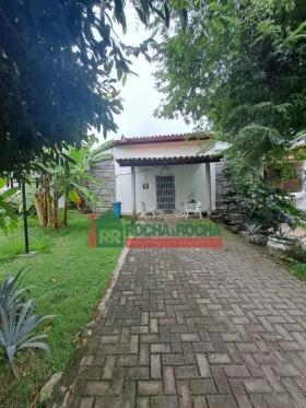 R. Dra. Alaíde Marques