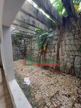 R. Dra. Alaíde Marques