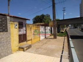 Rua Governador Tibério Nunes 