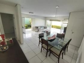 Av. Doutor Aquiles Wall Ferraz