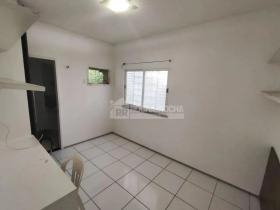 Av. Doutor Aquiles Wall Ferraz