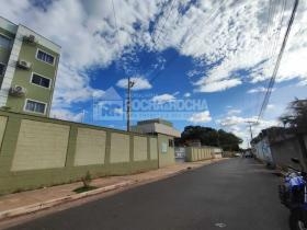 Cond. Village Del Ville