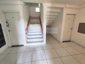 Cond. Village Del Ville