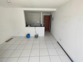 Cond. American Club Residence