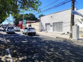 Casa Residencial/Comercial