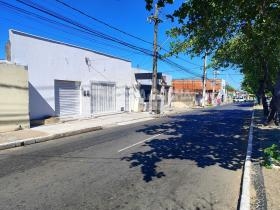 Casa Residencial/Comercial