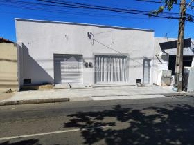 Casa Residencial/Comercial