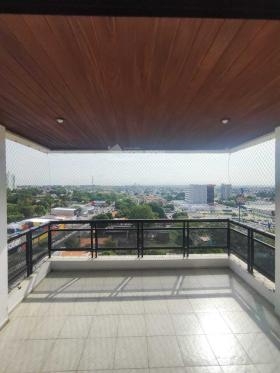 CONDOMÍNIO LAURA VIANA