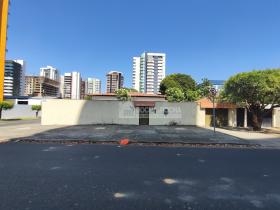 Rua Honório Parente