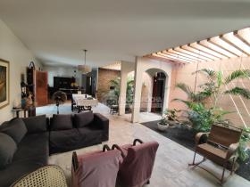 Rua Honório Parente