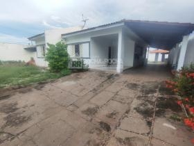 Av. Dr. Aquiles Wall Ferraz