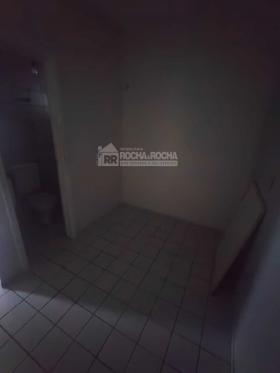 Av. Dr. Aquiles Wall Ferraz