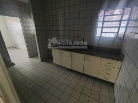 Av. Dr. Aquiles Wall Ferraz