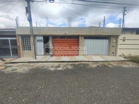 Casa Residencial/Comercial
