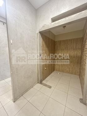 Centro Comercial Jose Dutra Ribeiro