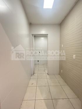 Centro Comercial Jose Dutra Ribeiro