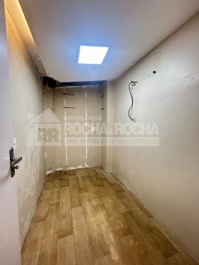 Centro Comercial Jose Dutra Ribeiro