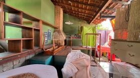Casa Comercial