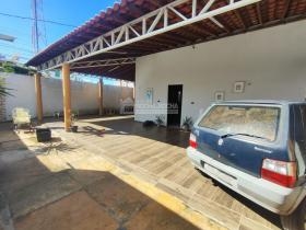 Casa Residencial/Comercial