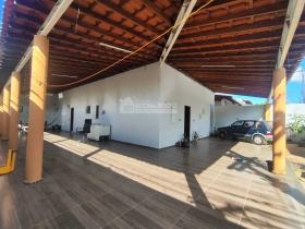 Casa Residencial/Comercial