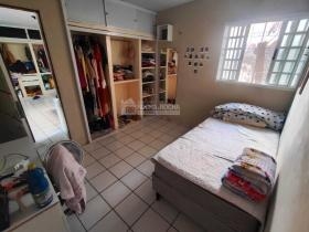 Casa Residencial/Comercial