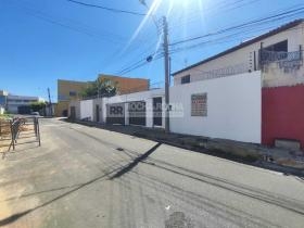 Casa Comercial