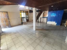 Casa Comercial