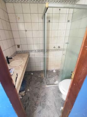 Casa Comercial