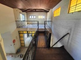 Casa Comercial