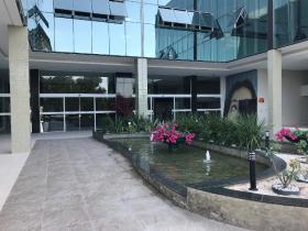 ED. DIAMOND CENTER